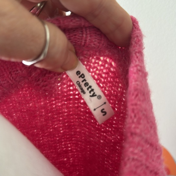 Sweater - Picture 4 of 6